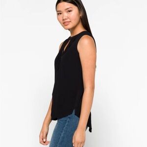 Sleeveless black top, size XXL, fun keyhole details - front and back.